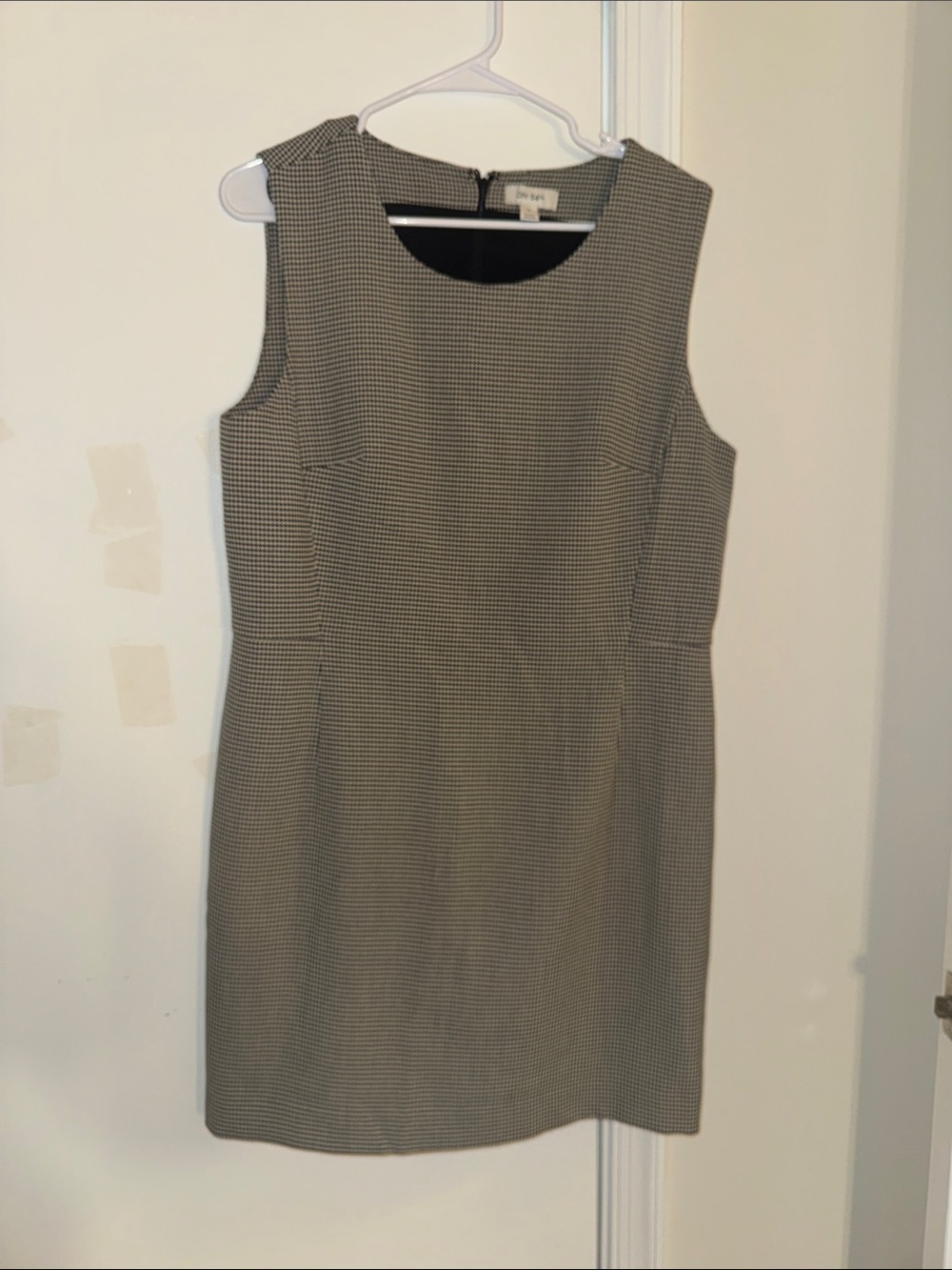 Sleeveless Black & White Houndstooth Mini Dress